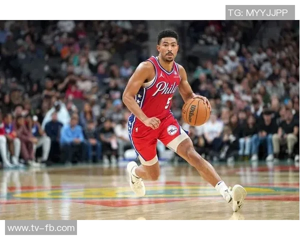 格莱姆斯表现出色15投9中砍下27分下半场狂砍21分助球队争取胜利