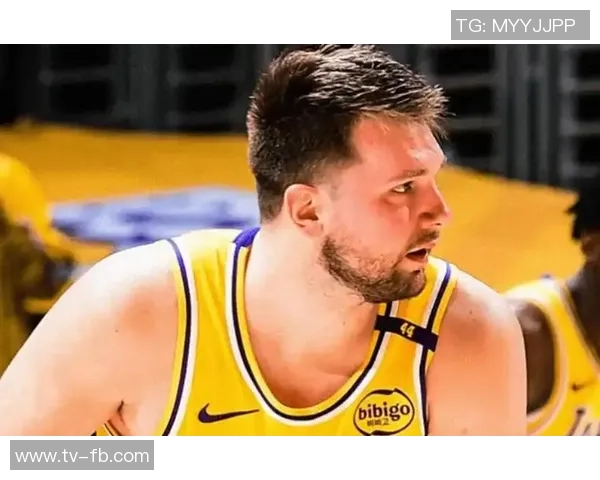 湖人连败期间艾顿表现低迷场均仅得65分和55个篮板命中率不足40 湖人连败期间艾顿表现低迷场均仅得65分和55个篮板命中率不足40